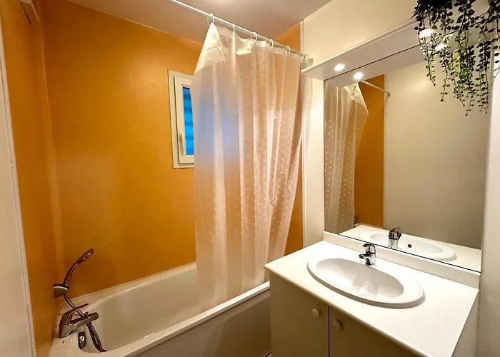 Σπίτι διακοπών Les Naiades G30 - 2 Bedrooms For 5 People !